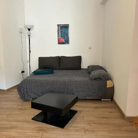 Magheru City Center Studio Apartment *