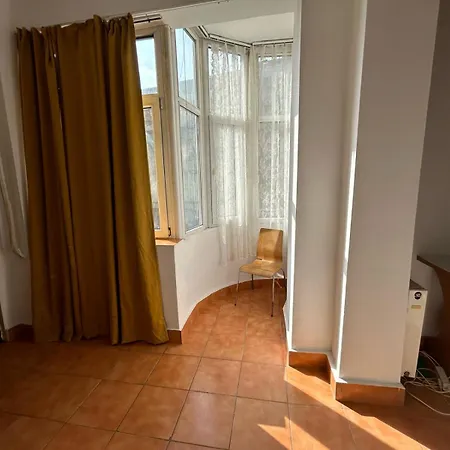 Magheru City Center Studio Apartment